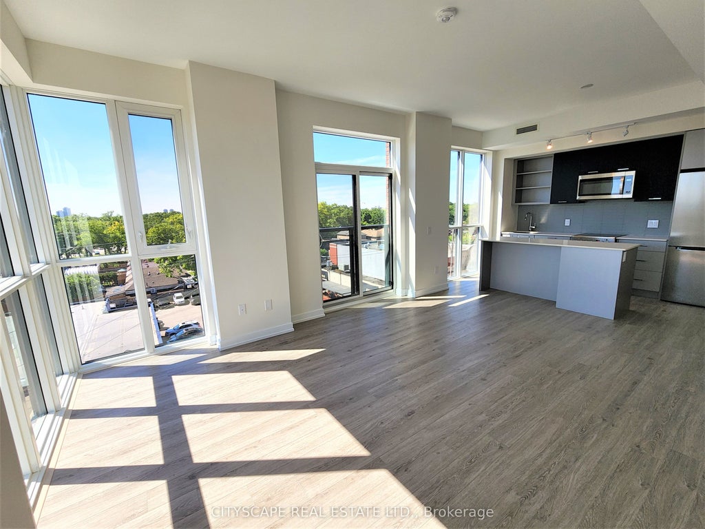 2300 St Clair Avenue W 608, Toronto W02