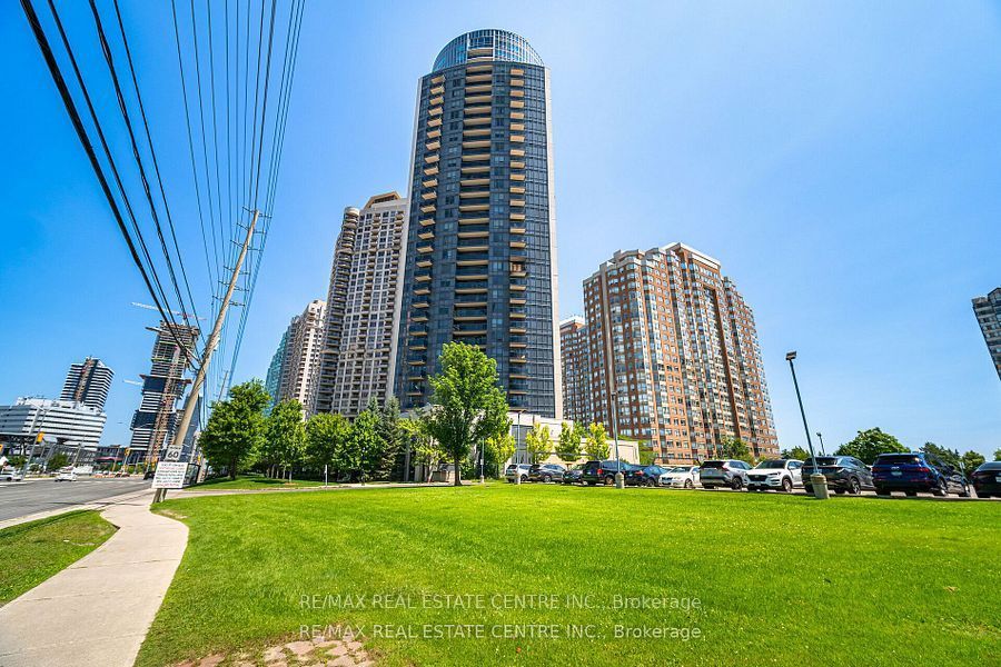 330 Burnhamthorpe Road 204, Mississauga