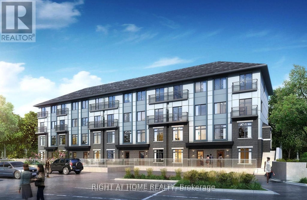 6 Bicknell Avenue 17, Toronto W03