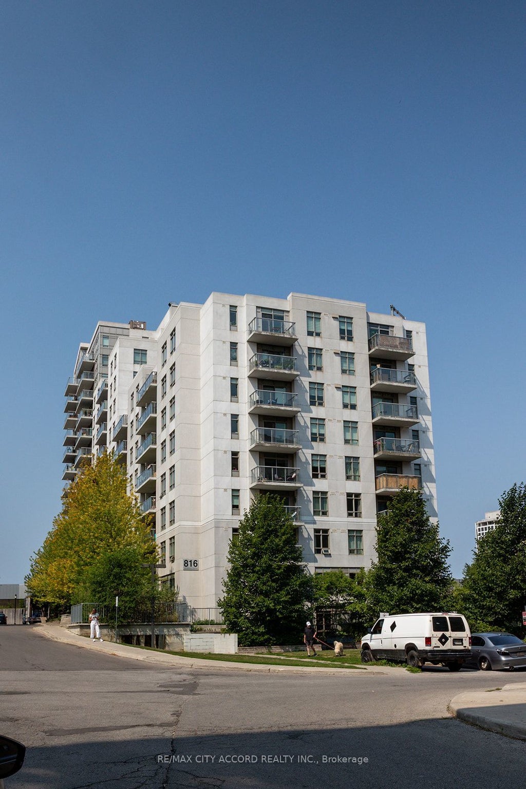 816 Lansdowne Avenue 720, Toronto W02