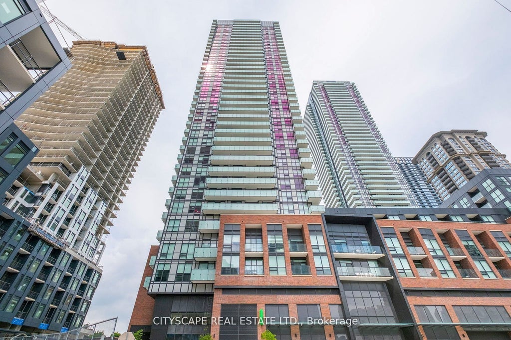 4130 Parkside Village Drive 811, Mississauga