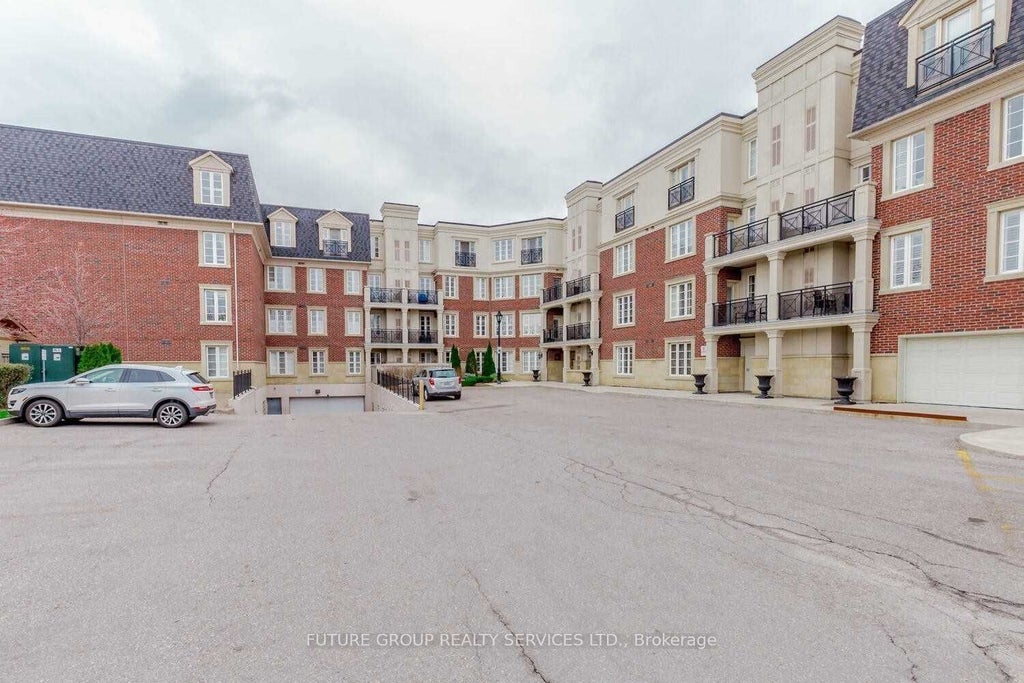 3351 Cawthra Road 423, Mississauga