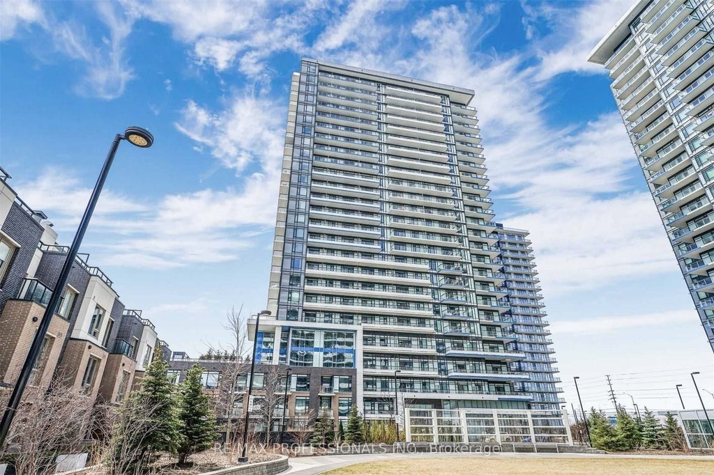 2560 Eglinton Avenue W 1704, Mississauga