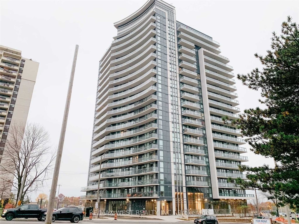 1461 Lawrence Avenue W 804, Toronto W04