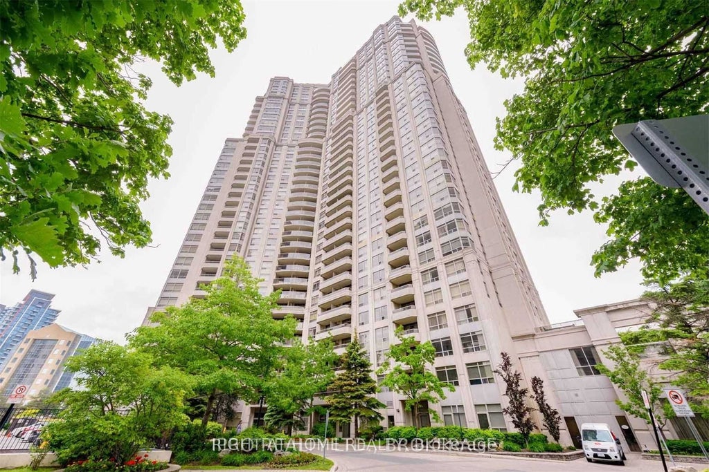 35 Kingsbridge Garden Circle 2607, Mississauga