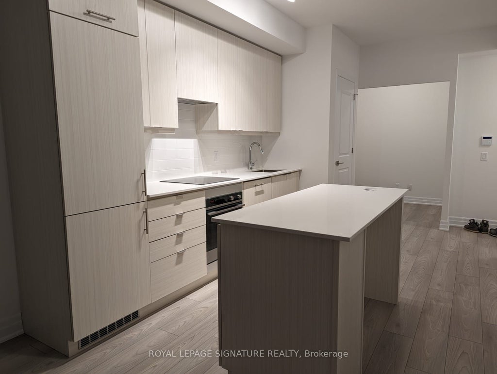 36 Elm Drive 3306, Mississauga