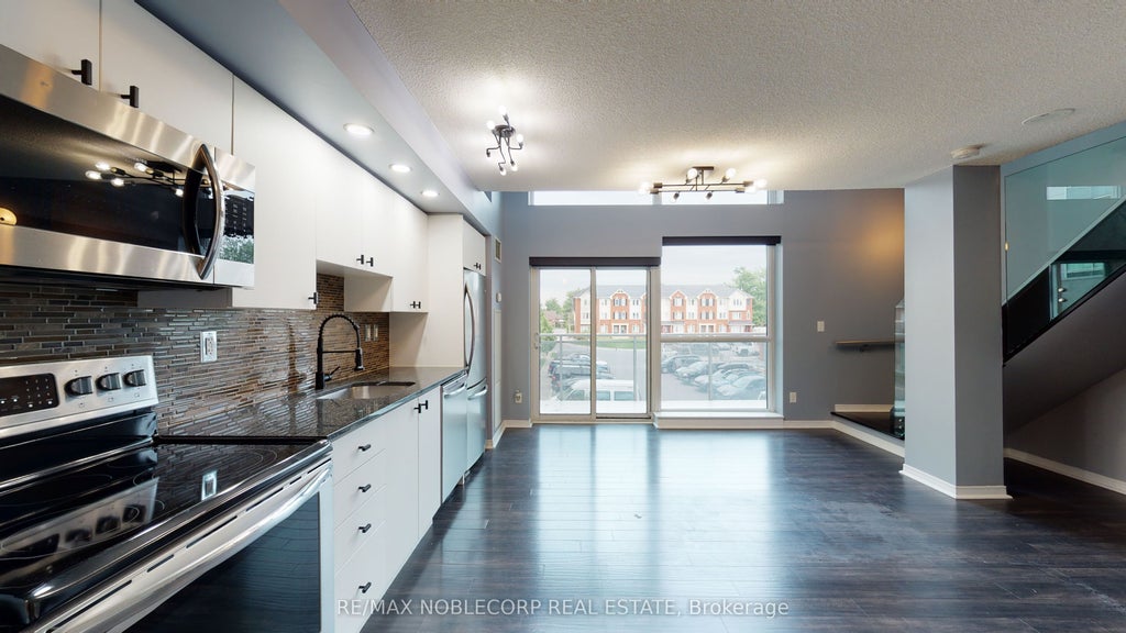 215 Queen Street 212, Brampton