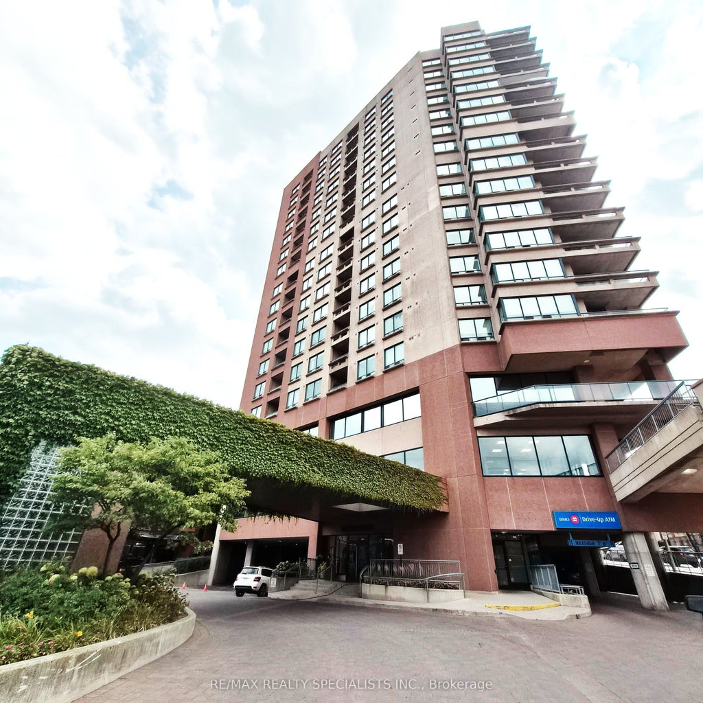 1 Belvedere Court E 1502, Brampton