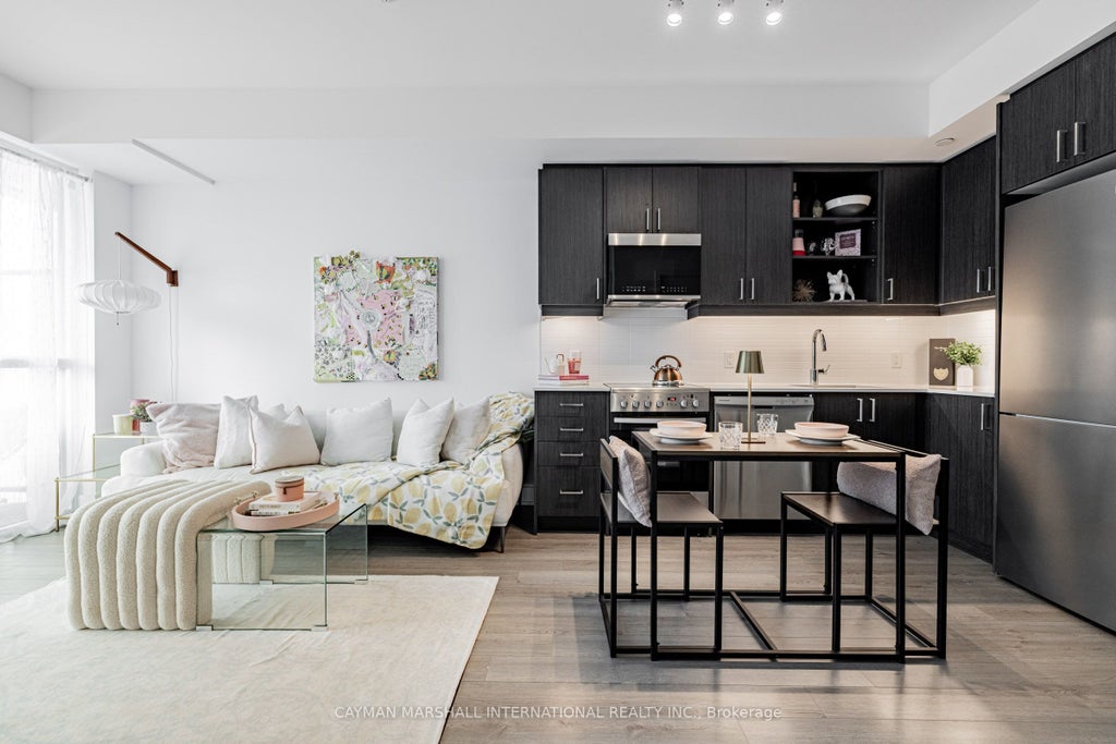 50 George Butchart Drive 524, Toronto W05