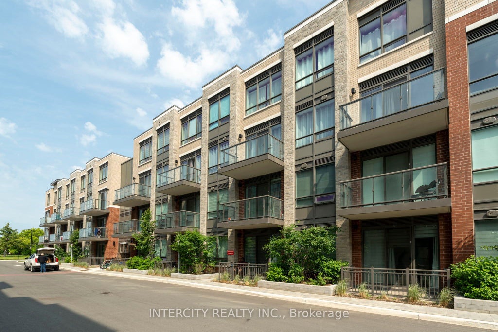 85 Attmar Drive 131, Brampton