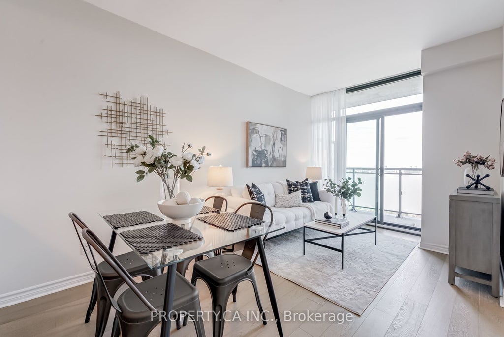 2522 Keele Street 704, Toronto W04