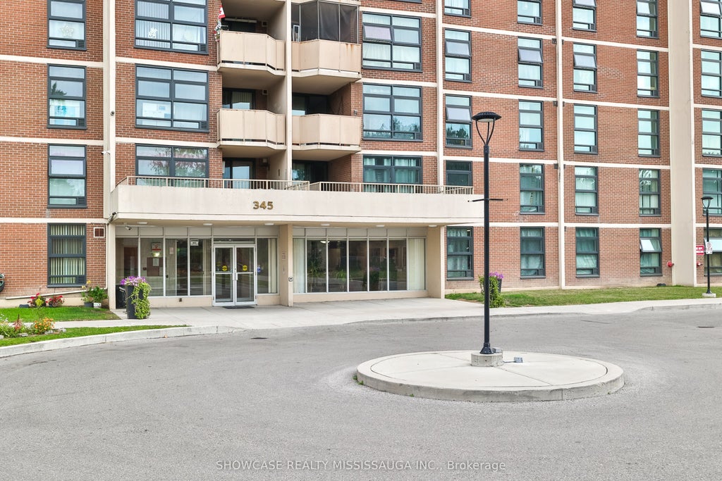 345 Driftwood Avenue 1208, Toronto W05