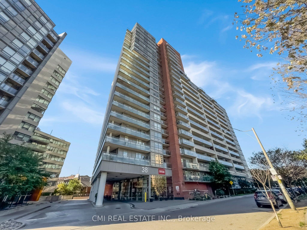 38 Joe Shuster Way 725, Toronto W01