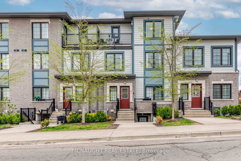 9 Forbes Avenue 2, Toronto W03