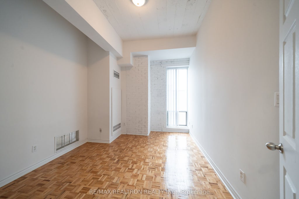 1401 Dupont Street 226, Toronto W02