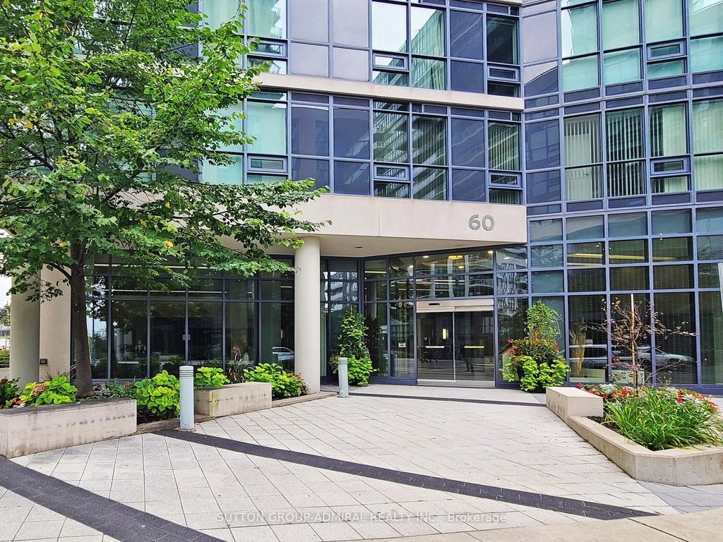 60 Annie Craig Drive 306b, Toronto W06