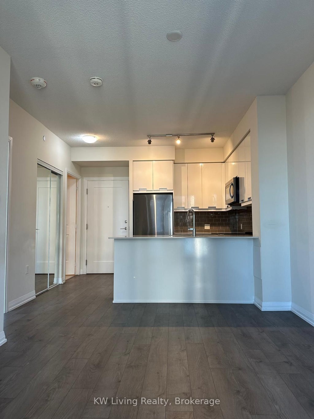 35 Watergarden Drive 2412, Mississauga