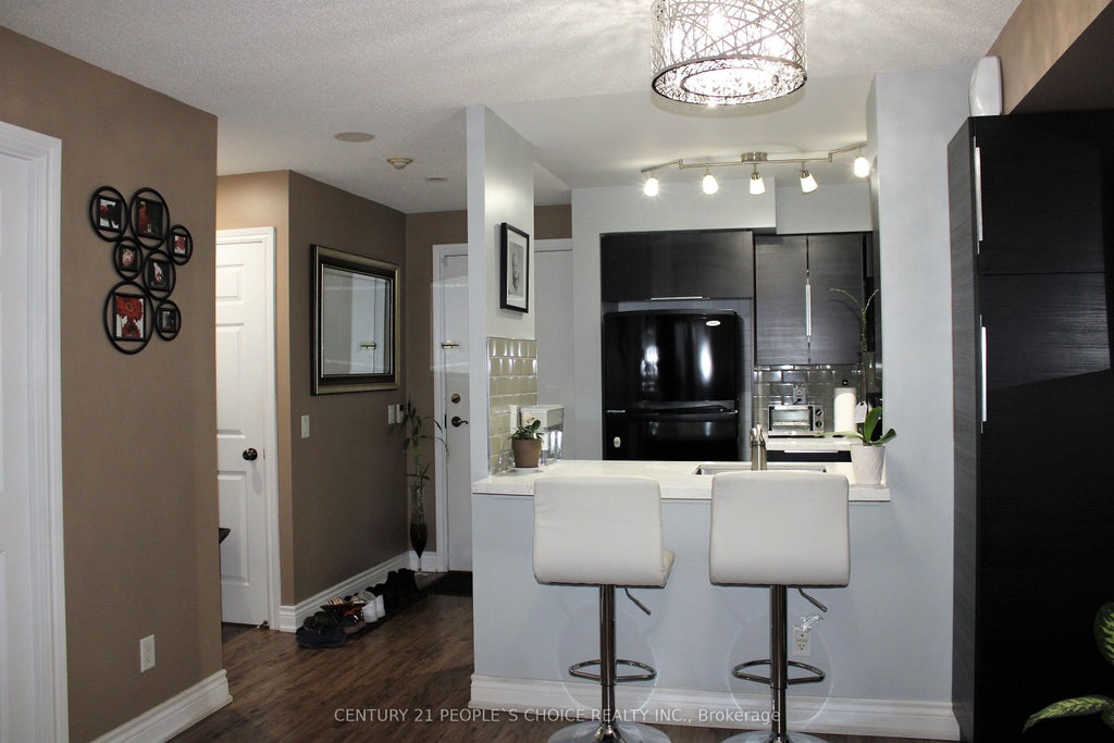 710 Humberwood Boulevard 1607, Toronto W10