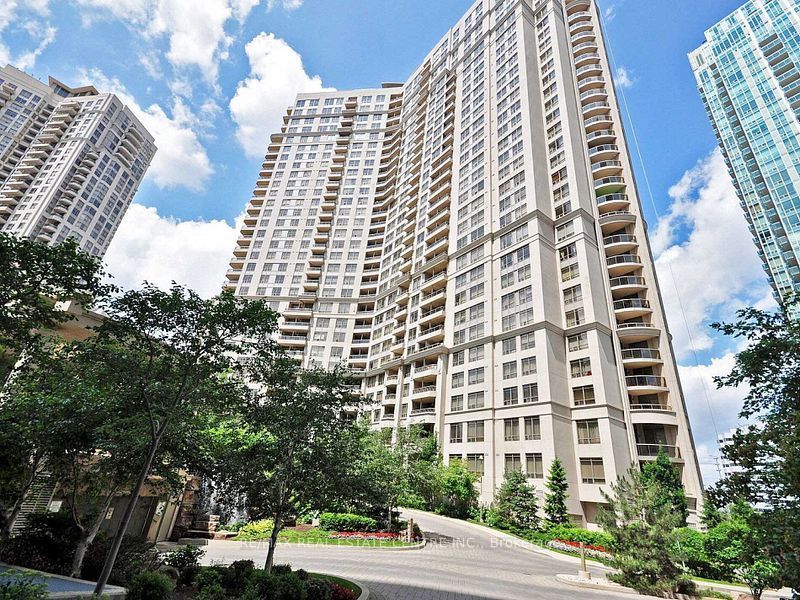 3888 Duke Of York Boulevard 834, Mississauga