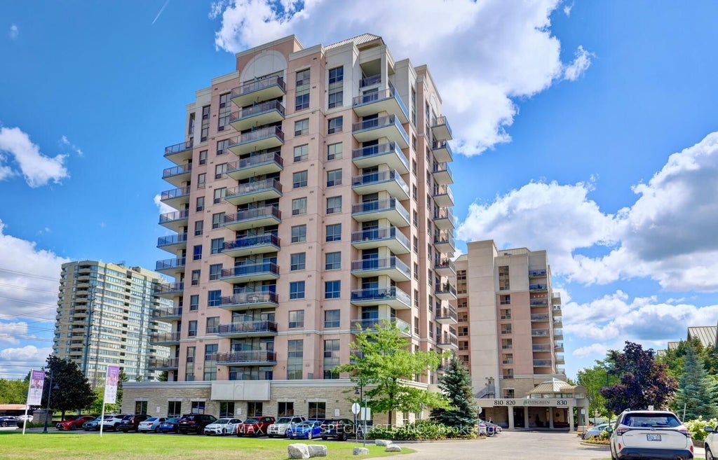 810 Scollard Court 404, Mississauga