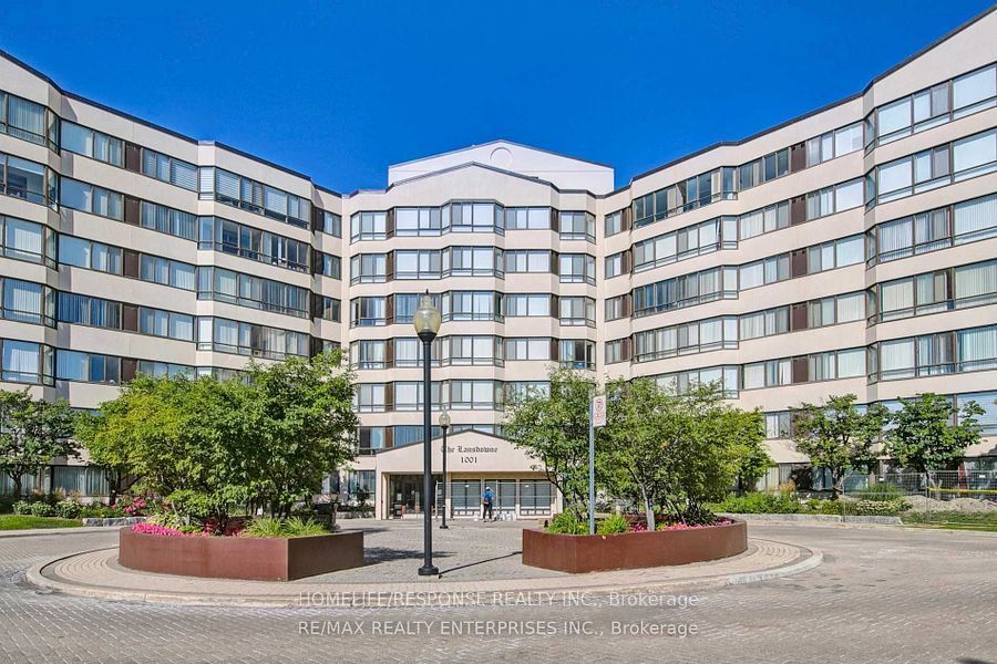 1001 Cedarglen Gate 621, Mississauga