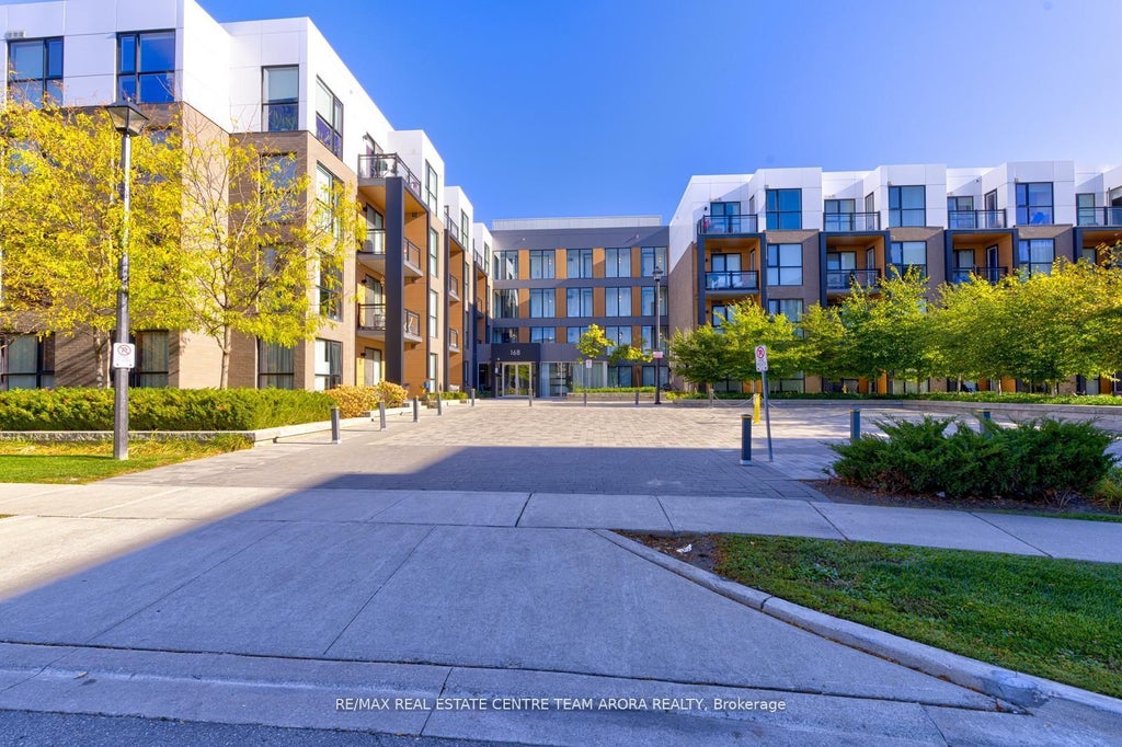 168 Sabina Drive 302, Oakville