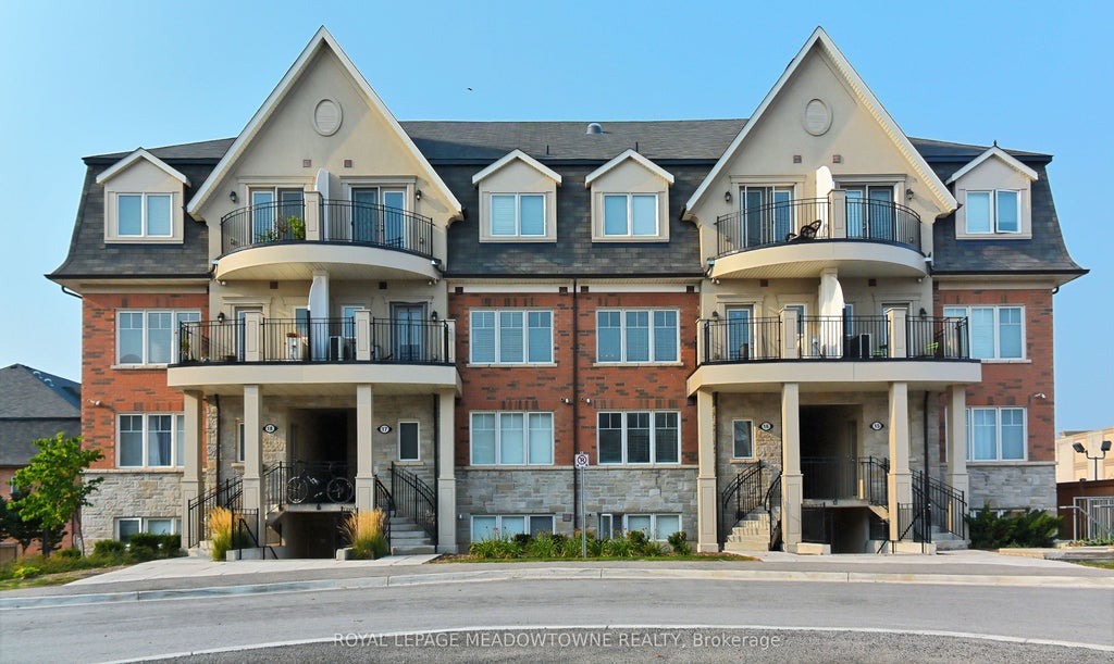 2420 Baronwood Drive 1704, Oakville