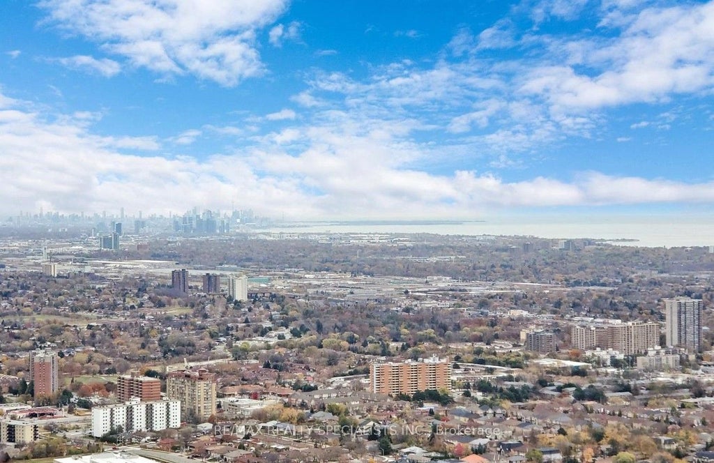 3883 Quartz Road 2106, Mississauga