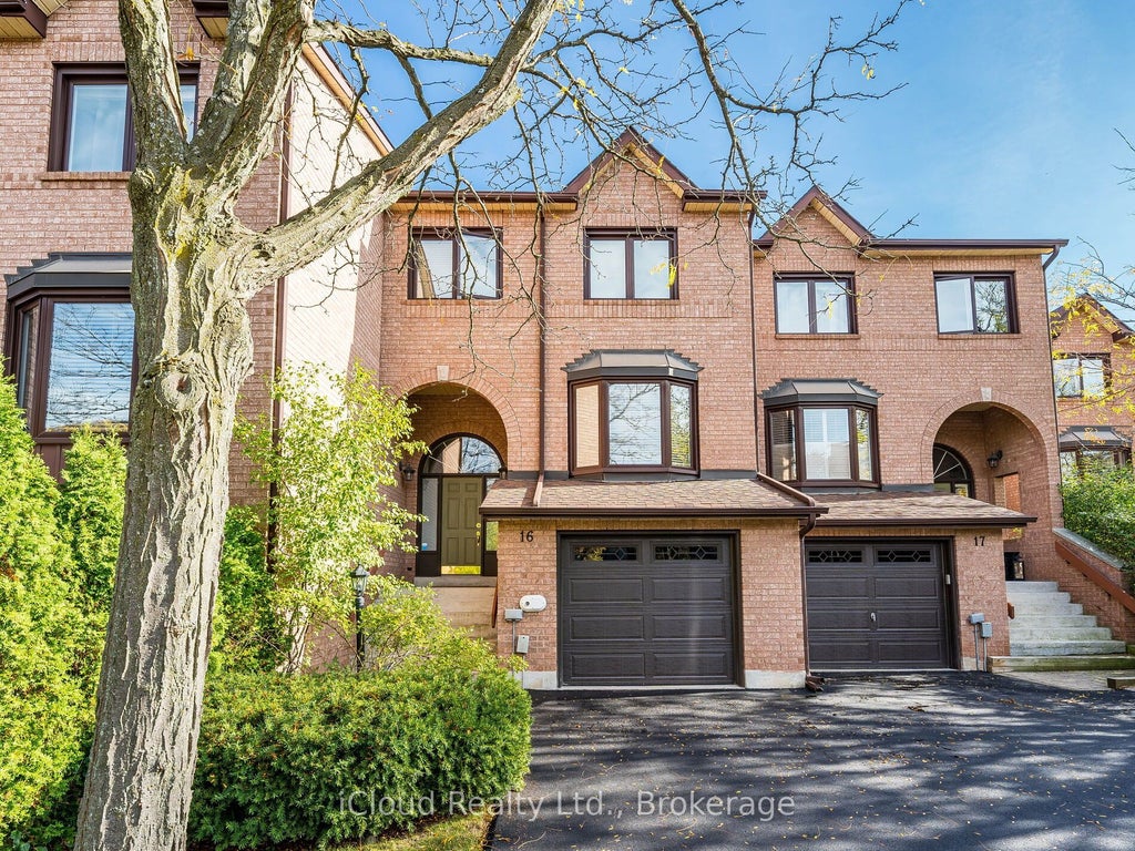 1100 Queens Avenue 16, Oakville