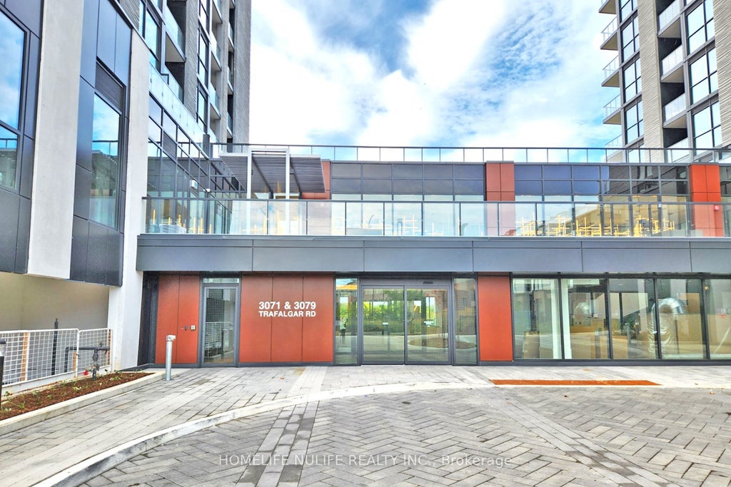 3079 Trafalgar Road 1401, Oakville