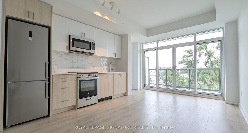 1195 The Queensway N/a W 417, Toronto W08