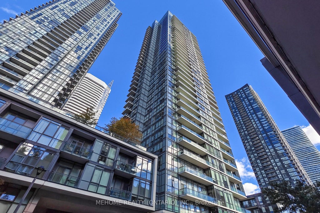 4065 Brickstone Mews 806, Mississauga