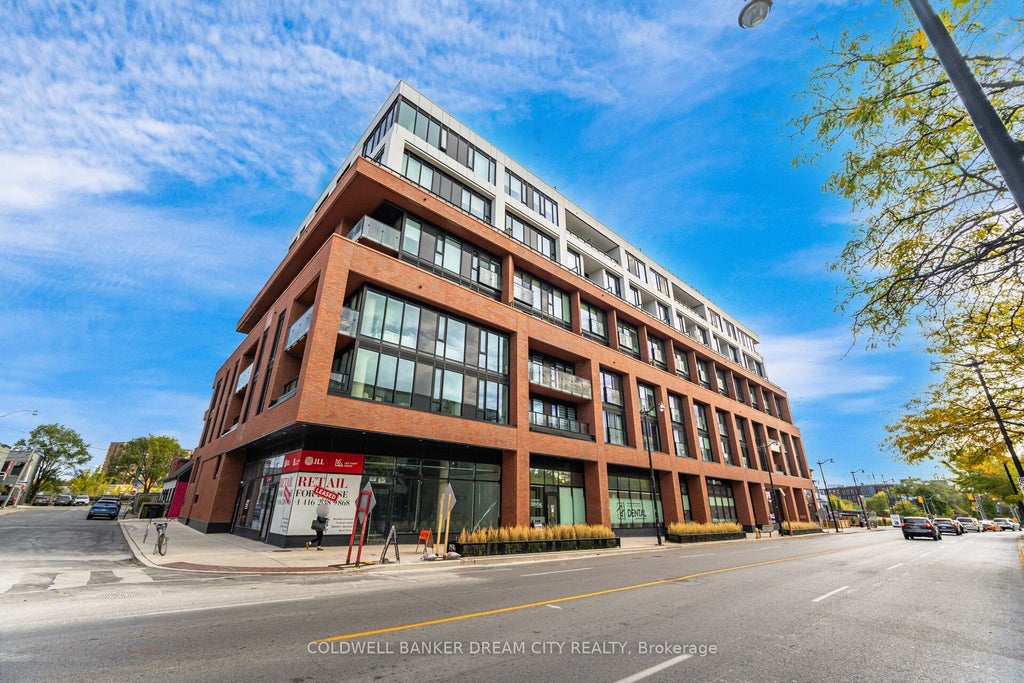 2720 Dundas Street W 423, Toronto W02