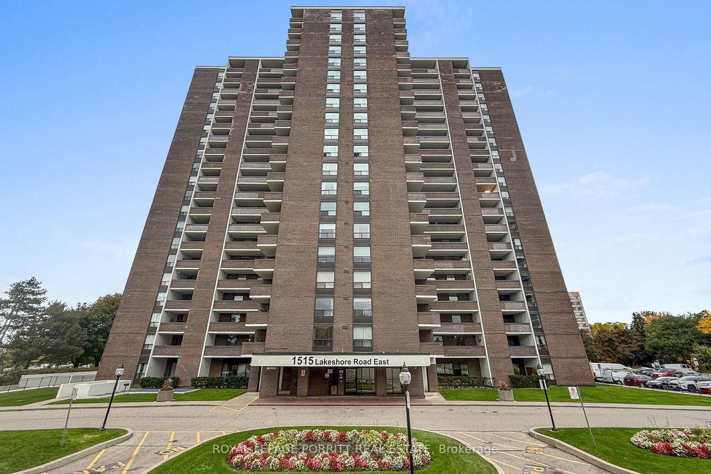 1515 Lakeshore Road E 2007, Mississauga