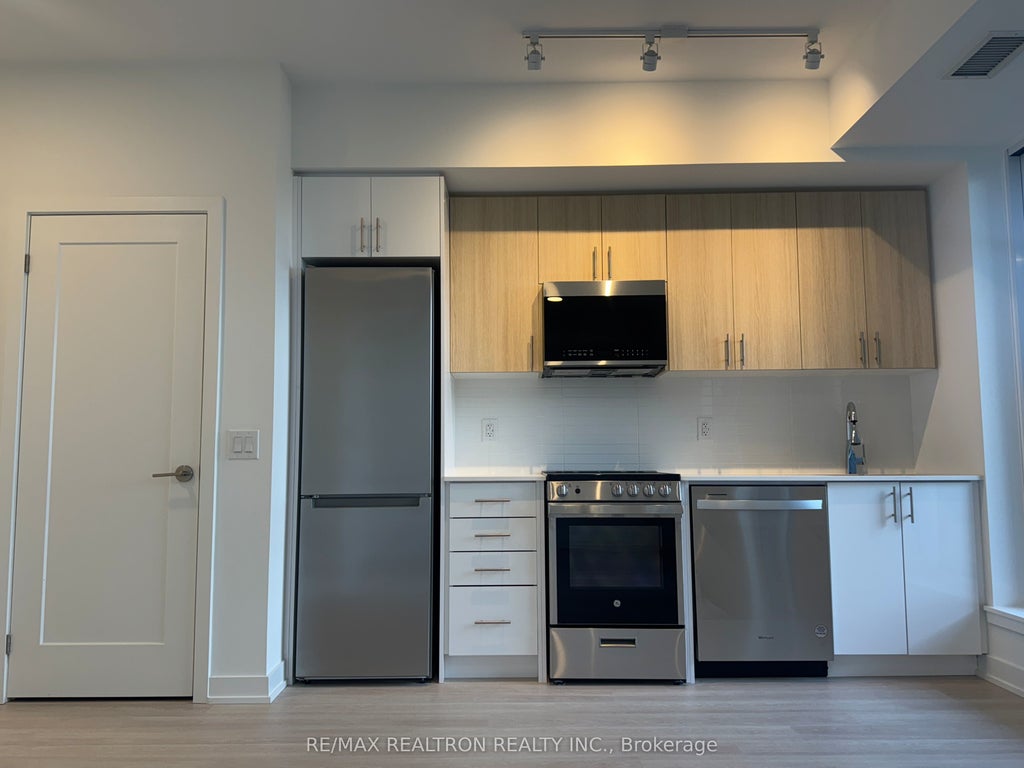 5105 Hurontario Street 339, Mississauga