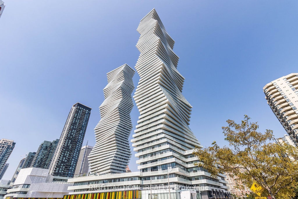 3883 Quartz Road 702, Mississauga
