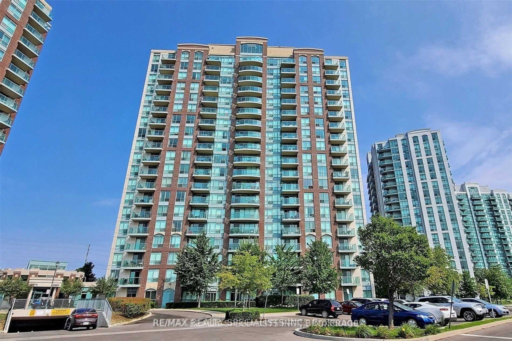4889 Kimbermount Avenue 308, Mississauga