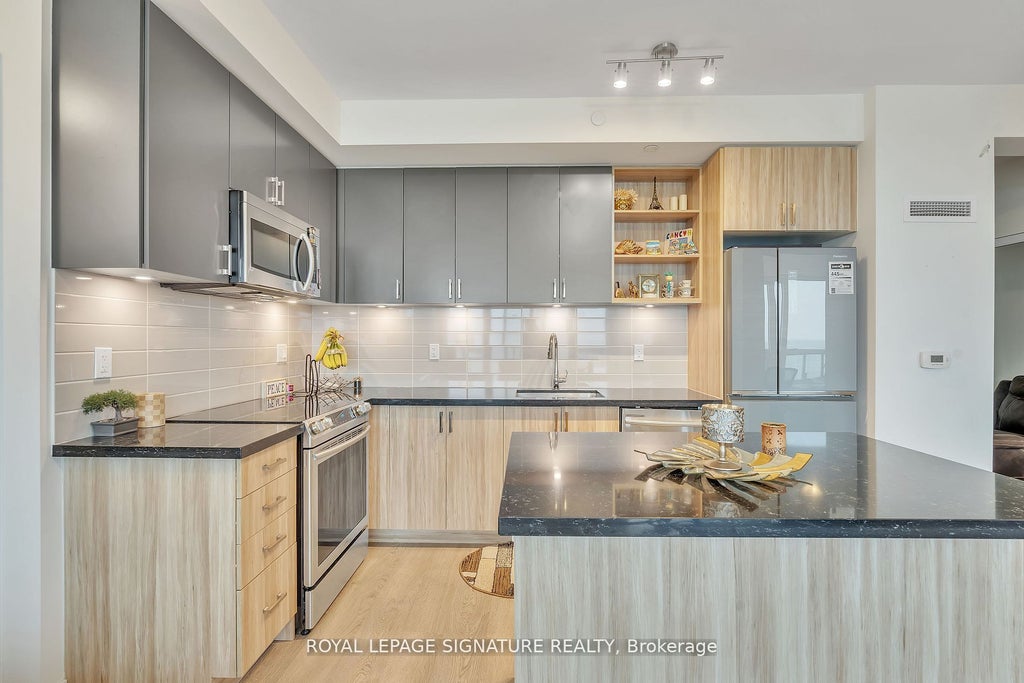 4677 Glen Erin Drive 1602, Mississauga