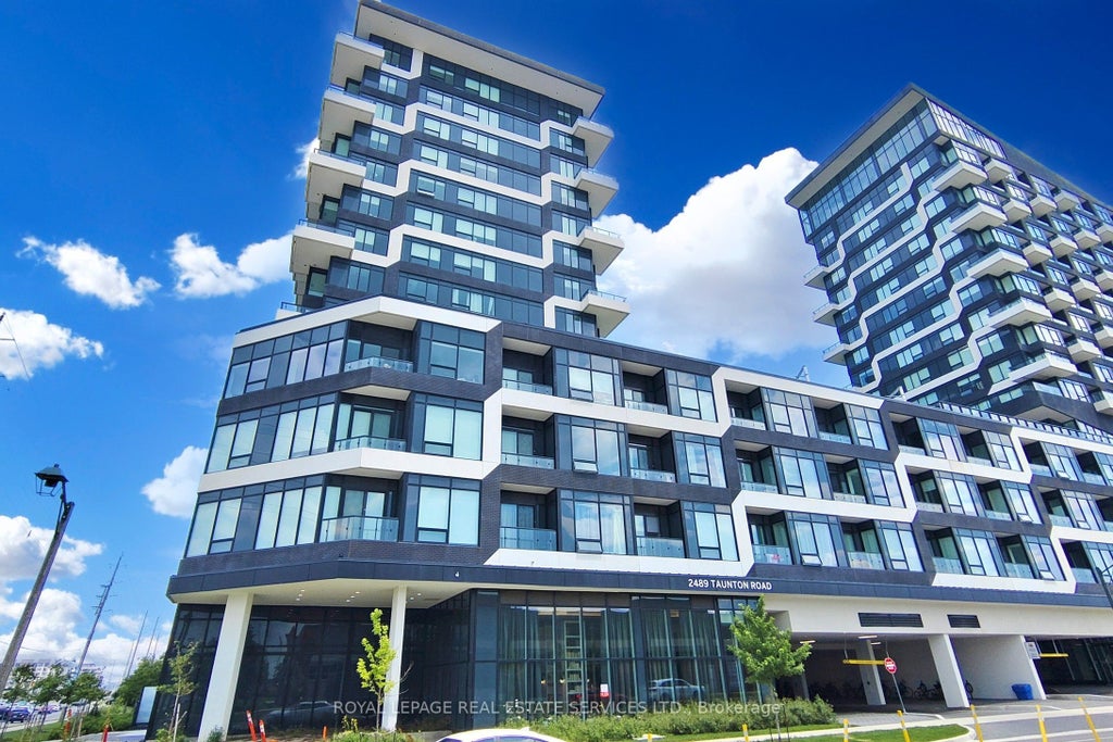 2489 Taunton Road 1117, Oakville
