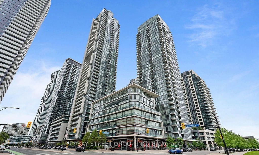 4070 Confederation Parkway 609, Mississauga