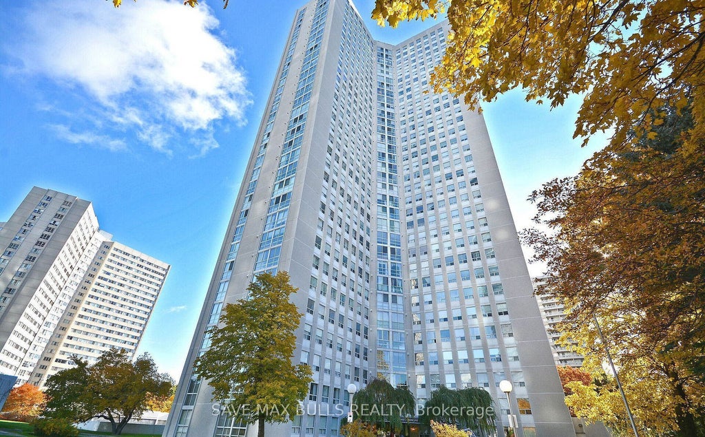 3650 Kaneff Crescent 908, Mississauga