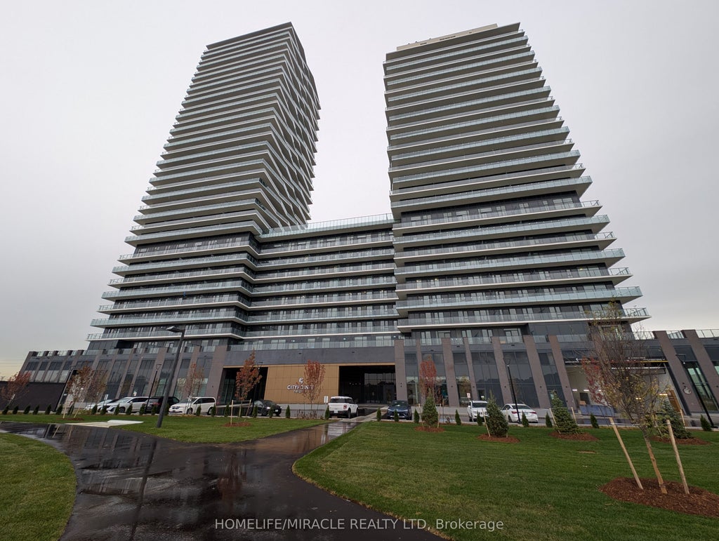 15 Skyridge Drive 319, Brampton