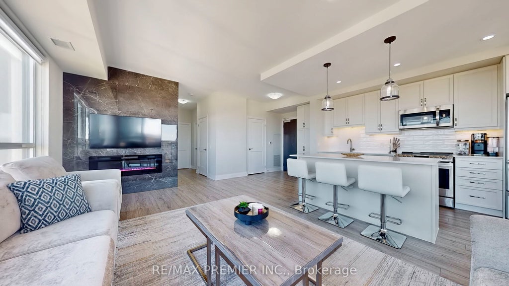 15 Lynch Street 808, Brampton