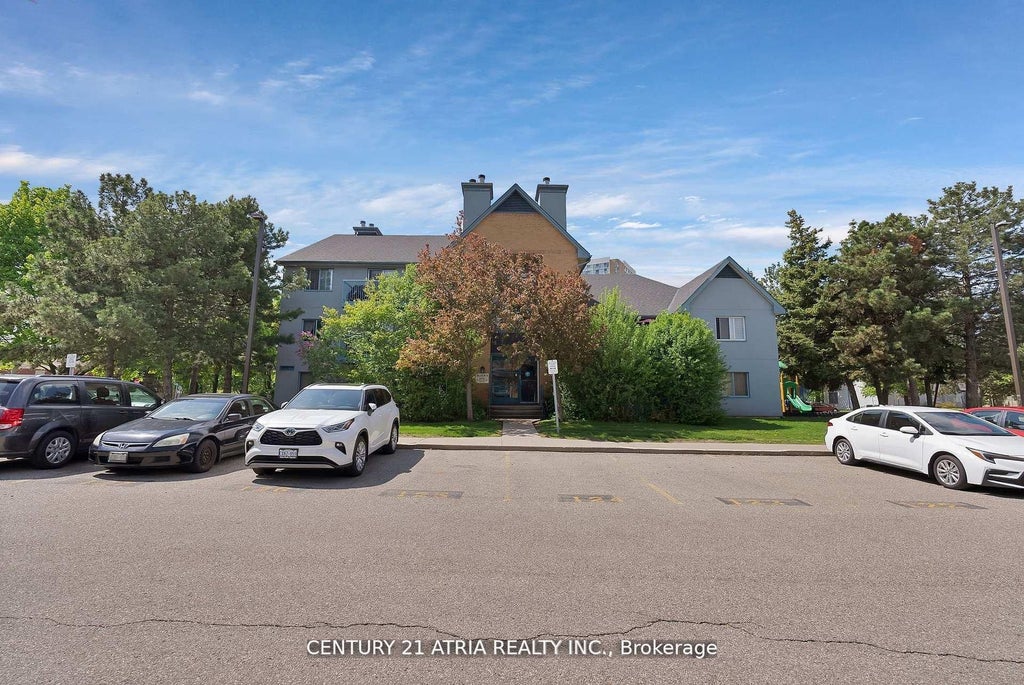 65 Trailwood Drive 523, Mississauga