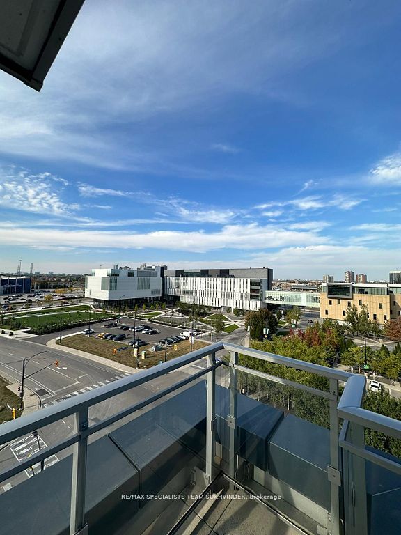 360 Square One Drive 711, Mississauga
