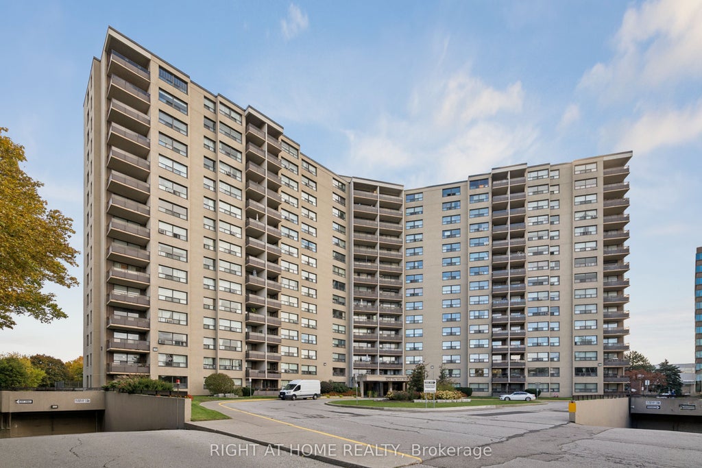 451 The West Mall N/a 1120, Toronto W08