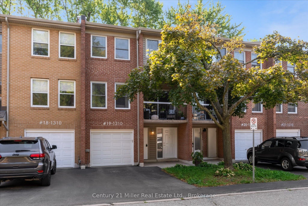 1310 Hampton Street 19, Oakville