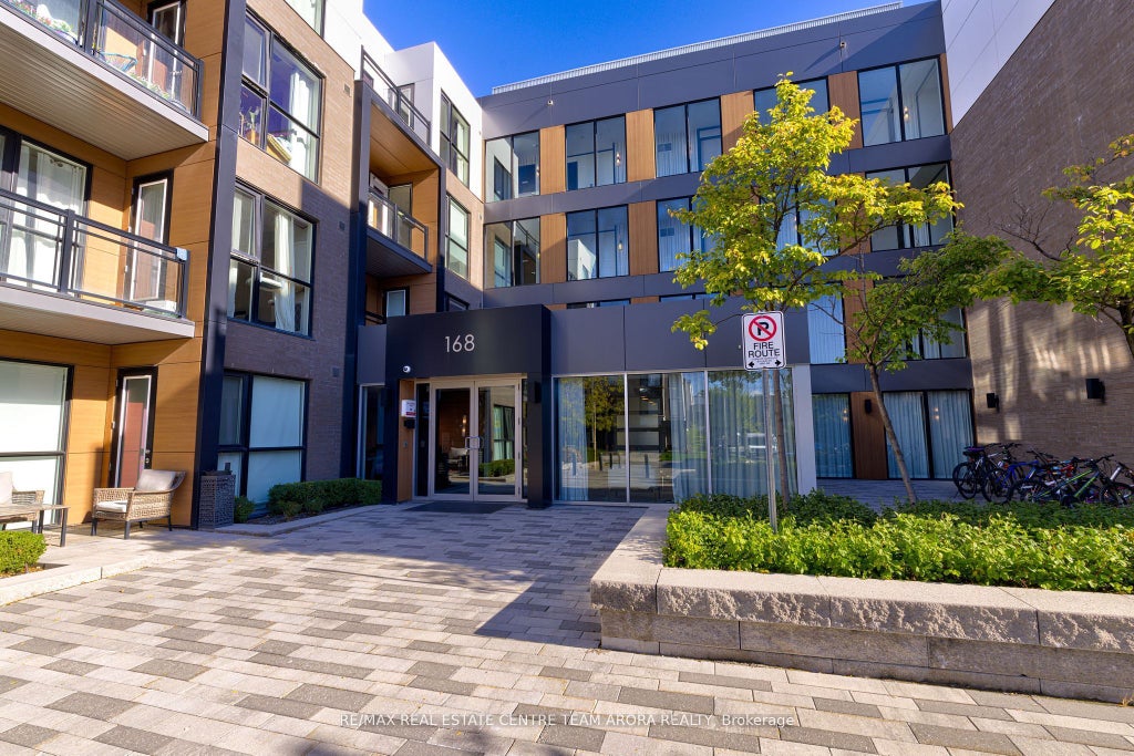 168 Sabina Drive 212, Oakville