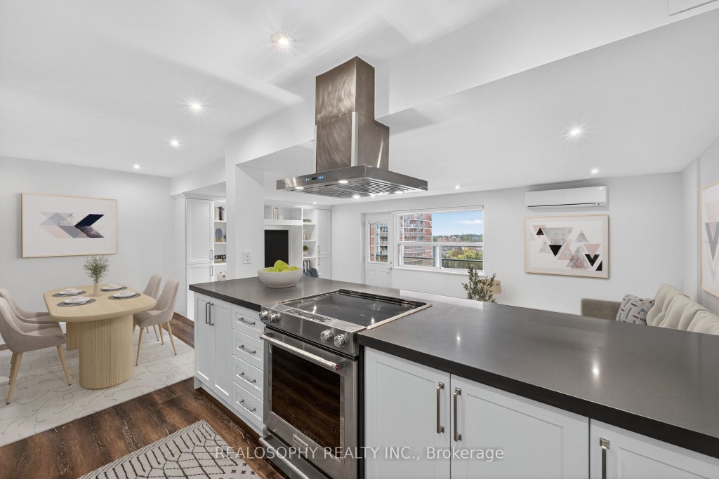 15 Elizabeth Street N 905, Mississauga