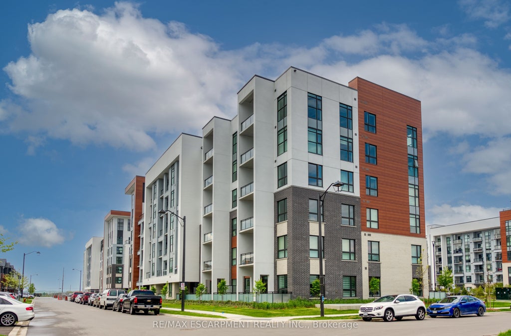 470 Gordon Krantz Avenue 601, Milton